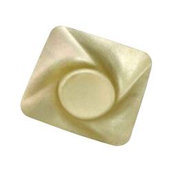 Groovy - Groovy Açık Büfe Retro Sunum Tabağı, Altın, 25X25X6 cm Groovy - Groovy Açık Büfe Retro Sunum Tabağı, Altın, 25X25X6 cm