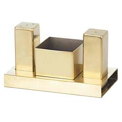 Groovy - Groovy Tuzluk Şekerlik Takımı, 3'lü, Kare, Altın Groovy - Groovy Tuzluk Şekerlik Takımı, 3'lü, Kare, Altın