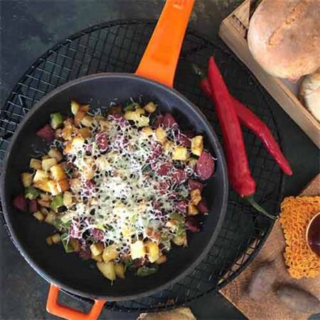 Lava Kızartma Tavası Döküm Demir Metal Kulplu, Turuncu 16 Cm Lava Kızartma Tavası Döküm Demir Metal Kulplu, Turuncu 16 Cm